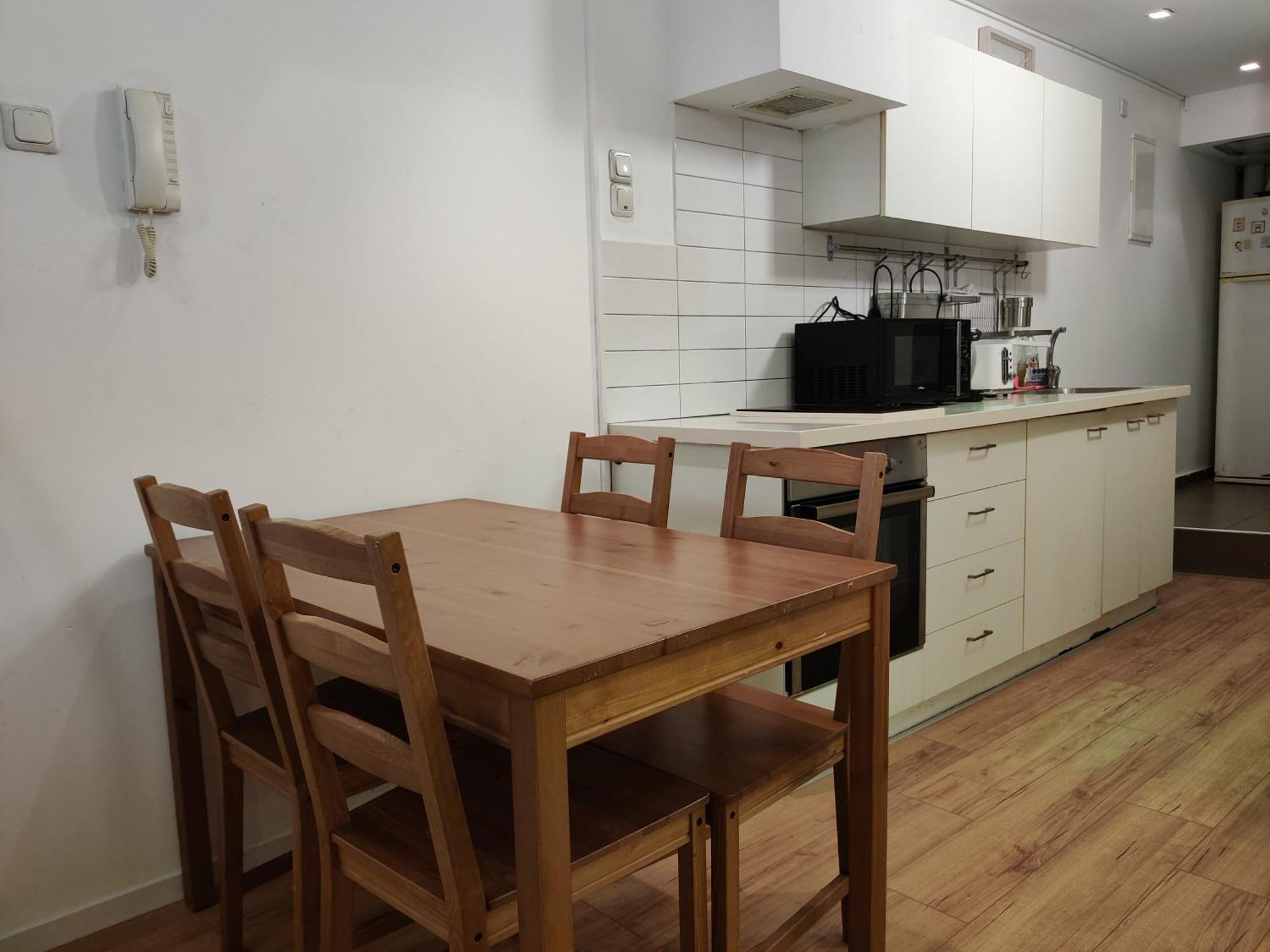 Central Stay Tlv Beachfront تل أبيب الغرفة الصورة