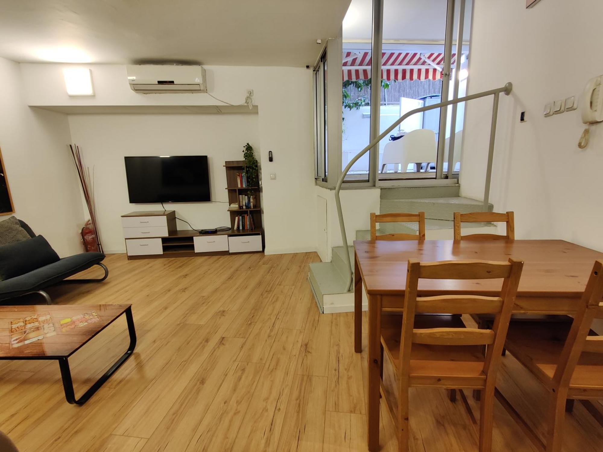 Central Stay Tlv Beachfront تل أبيب الغرفة الصورة