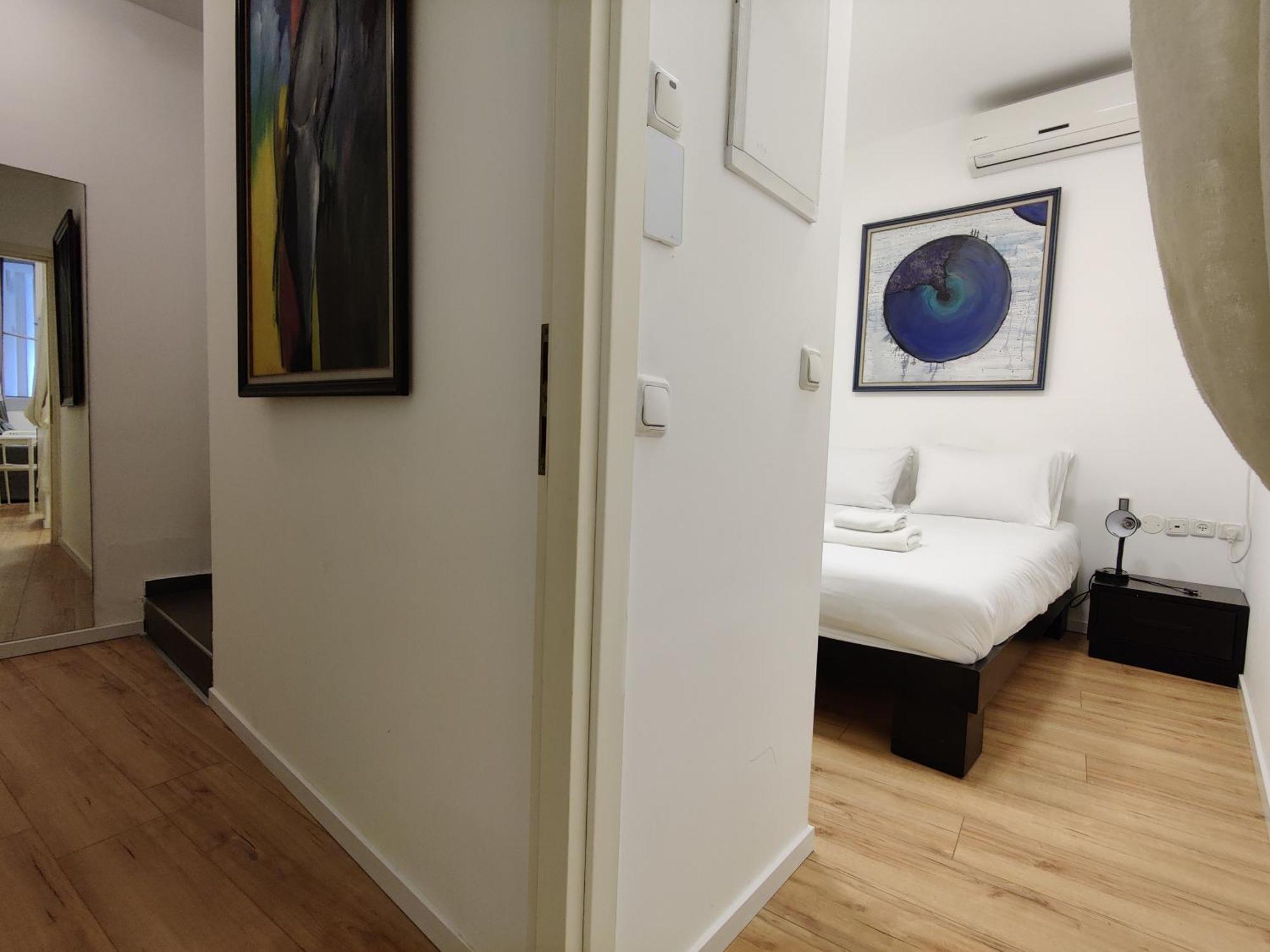 Central Stay Tlv Beachfront تل أبيب الغرفة الصورة