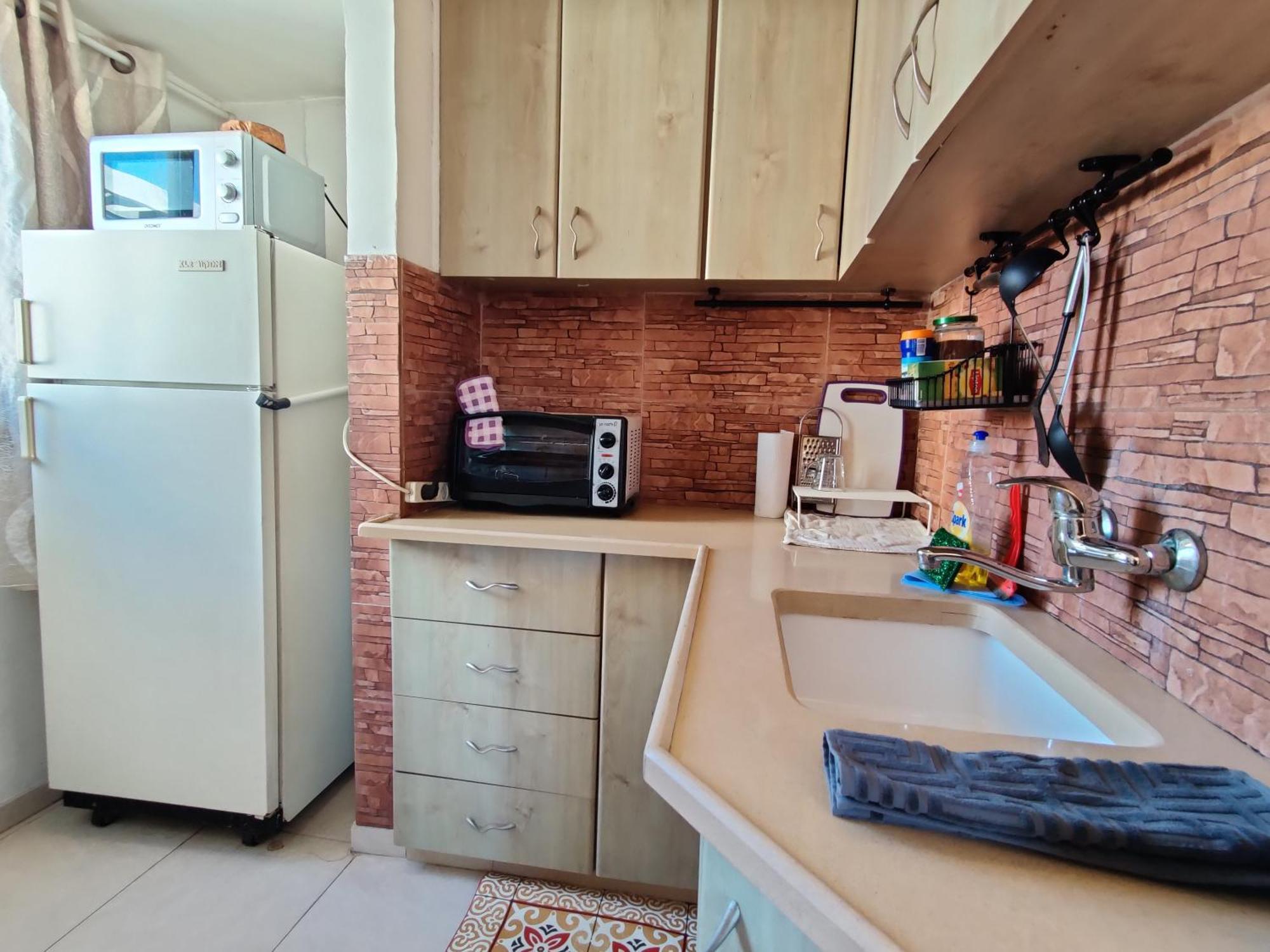 Central Stay Tlv Beachfront تل أبيب الغرفة الصورة